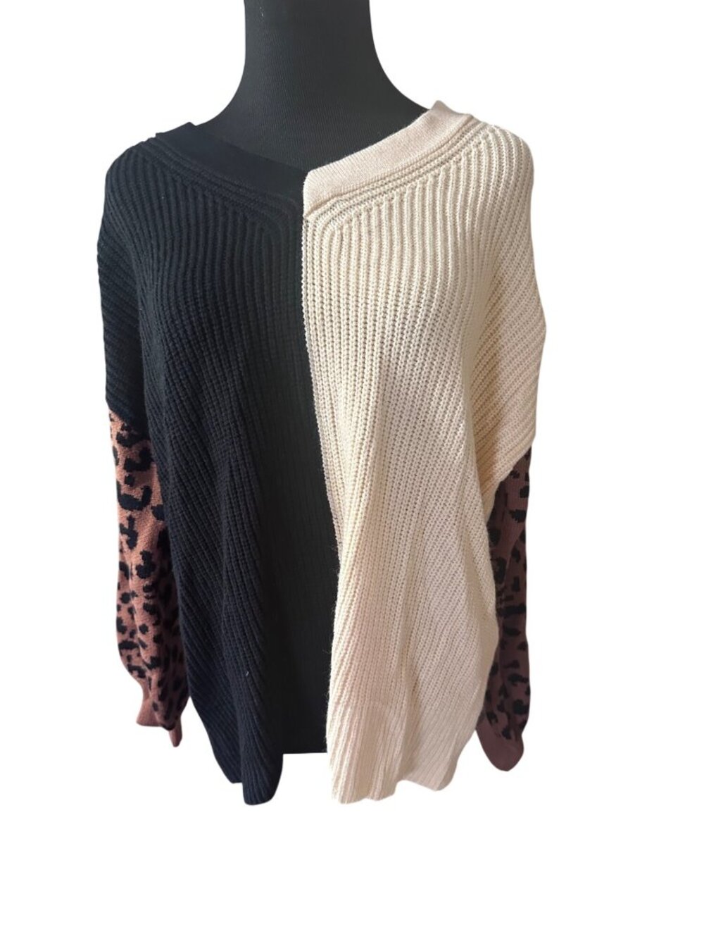 Mi Ami ribbed knit color block black brown and cream leapord print sweater Small